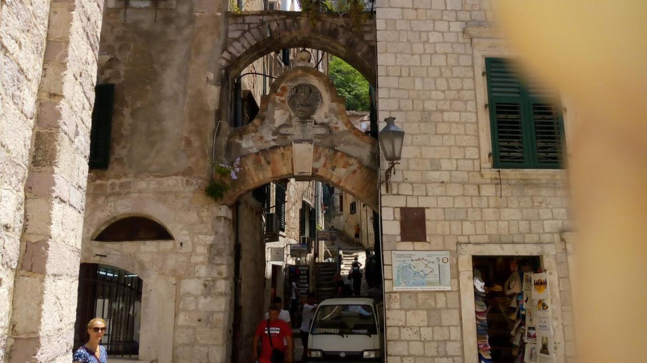 Tea Daire Kotor Dış mekan fotoğraf